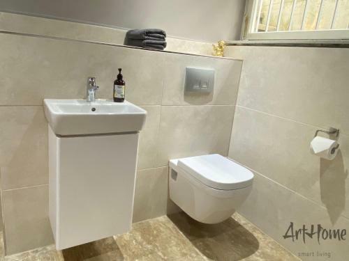 Arthome Luxury 4 Room Apartment Close Metzingen