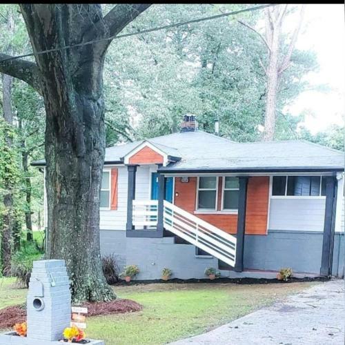 Spacious Atlanta 2bedroom/ 2full Baths Renovated