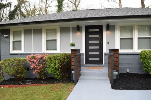 Charming Atlanta Home Minutes From Downtown