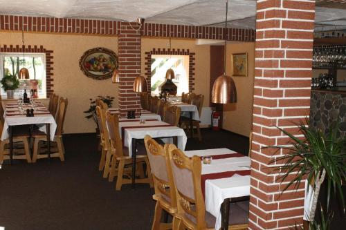Hostal Toscana Restaurant And Bed & Breakfast