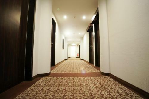 The Atrium Hotel