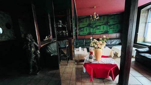 Hostal Just Bar - Pension