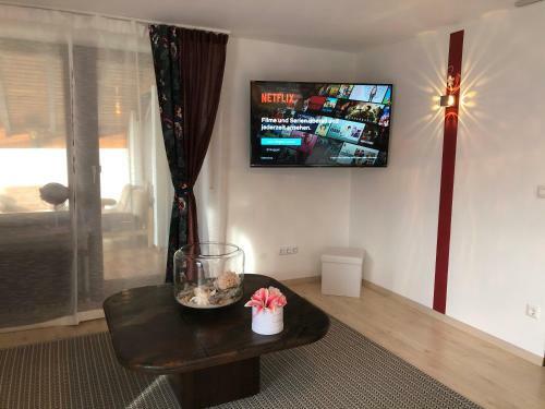 Apartamento Gem�tlich Wohnen In Messen�he, Feenzian