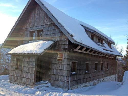 Chalet Hostel Murka