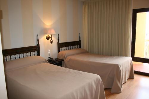 Hotel Cari�ena