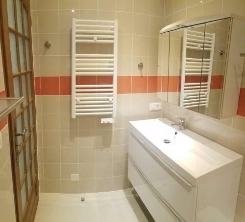 Apartamento Studio Avec Piscine Dans Mas Proven�al