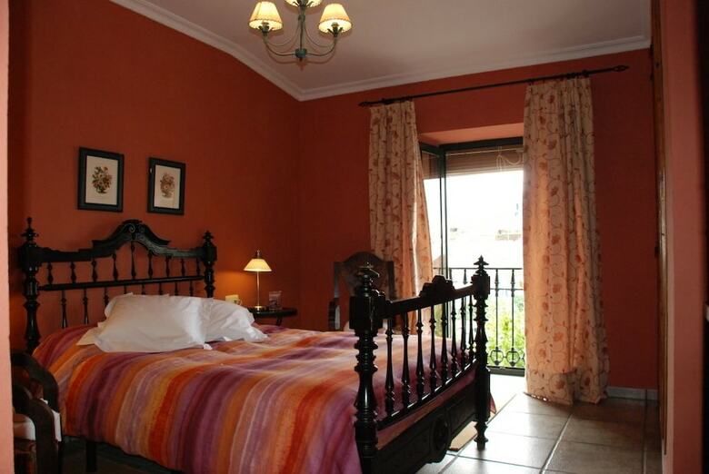 Hotel Casa Rural El Aguila