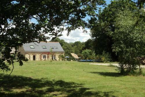 Beautiful Detached Cottage With 4 Bedrooms