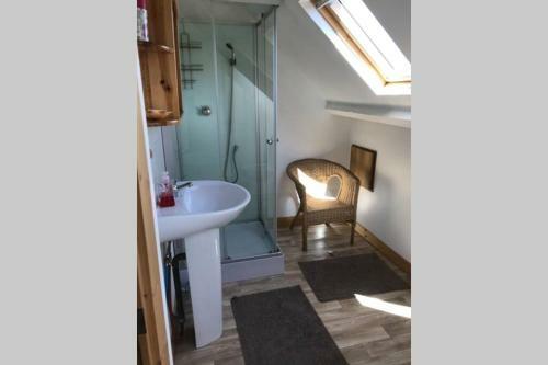 Beautiful Detached Cottage With 4 Bedrooms