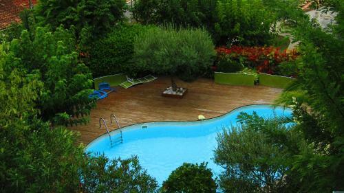 Bed & Breakfast La Bastide De Canaules