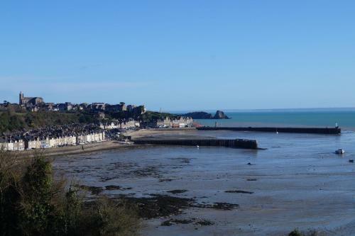 Cancale Centre, Brise Marine, 14 Personnes