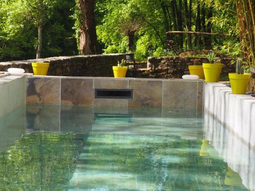 Bed & Breakfast Moulin Bas, Pr�s de La Rivi�re