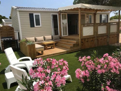 Mobil Home Camping Le Mar Estang Bord de Plage