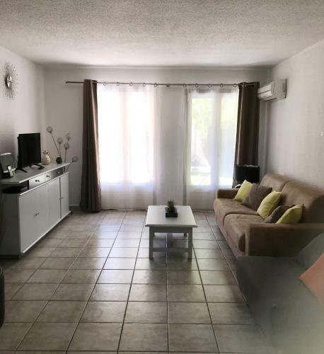 Apartamento App. 62m� Piscine & Parking