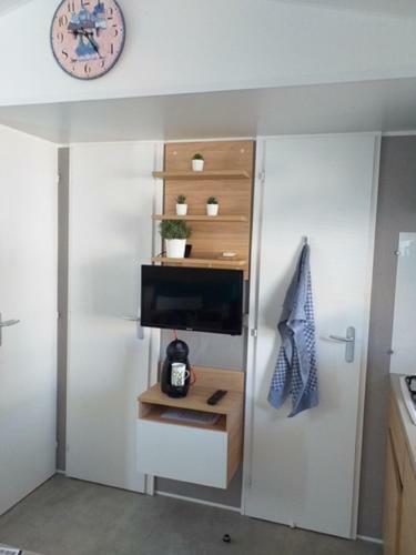 Mhvacances Propose Camping 4 Etoiles A Cannet En Roussillon