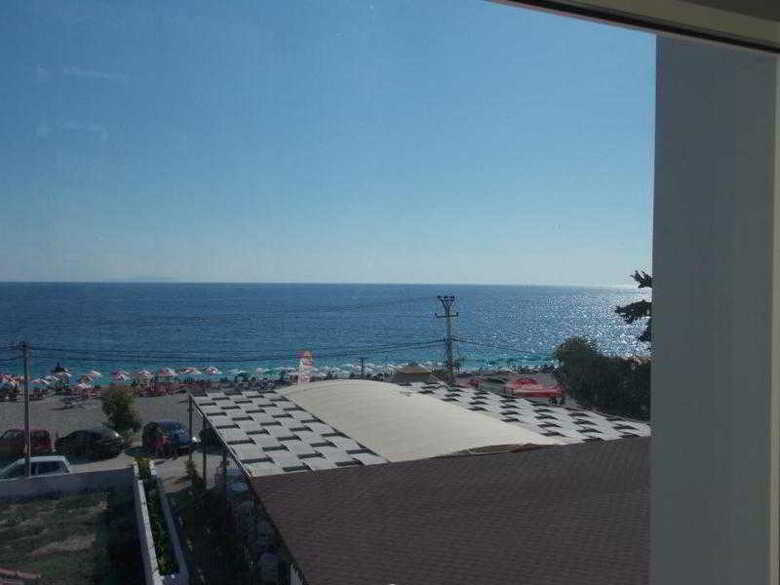 Royal Blue Hotel