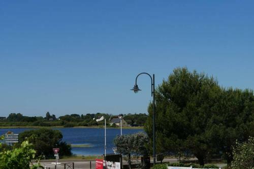 Comme � La Maison, Vue Sur Les Salines