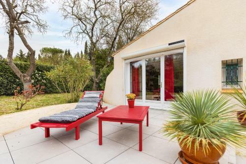 Sumptuous House Of 120m With Garden And Jacuzzi