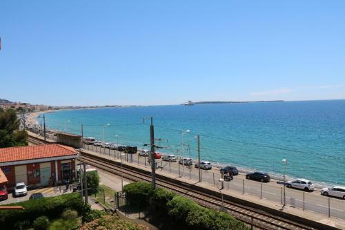 Apartamento Studio With Beautiful Sea View And Direct Beach Access