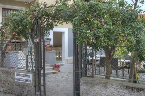 Hostal Rione San Carlo