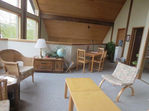 Moon And Sixpence B&B