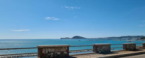 Apartamento La Nave Di Cicerone - Casa Vacanze
