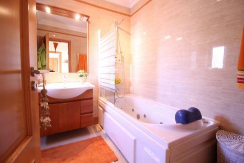 Casa Da Palmeira Beach Apartment