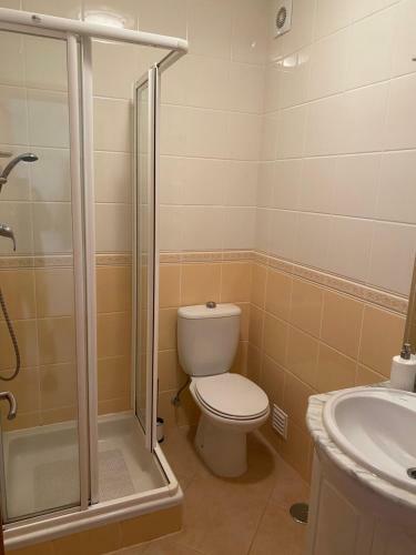 St. James Beach & Pool Apartment