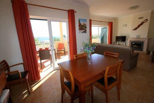 Villa Vila Bela Nova, Urb. Ac�cias 22.