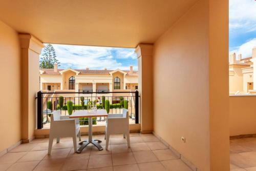 Apartamento Baia Da Luz - Poolview Loft Aparment