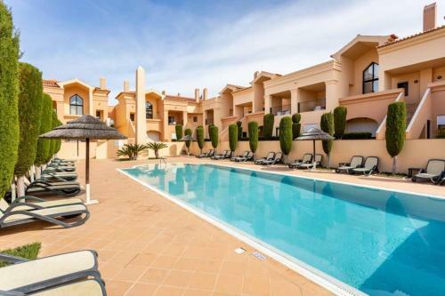 Apartamento Baia Da Luz - Poolview Loft Aparment
