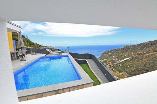 Villa Golden Charm
