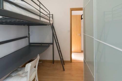 4 Bedroom Apartment Near The Beach!