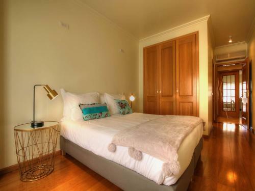 Apartamento Balcony With View, Private Garage, An Elevator
