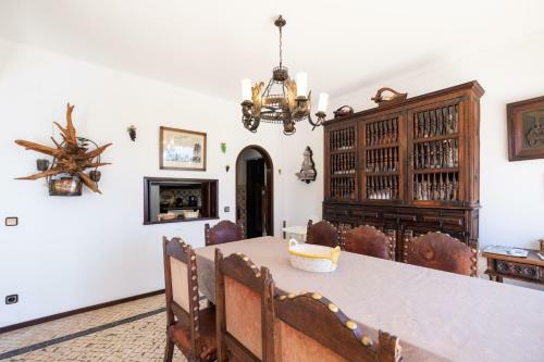 Rent4rest Sesimbra 4bdr Ocean View And Private Pool Villa
