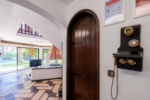 Rent4rest Sesimbra 4bdr Ocean View And Private Pool Villa