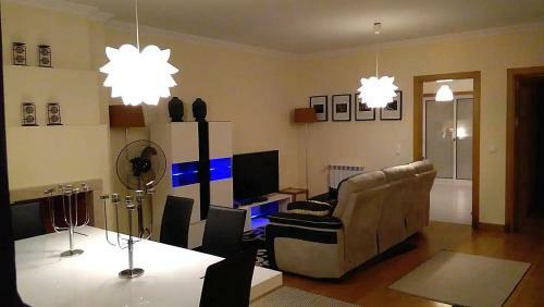 Oceanview Duplex Shared Pool & Beach Sesimbra