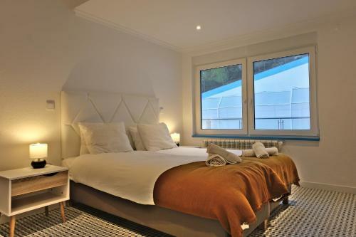 Hostal Mega Ocean Magoito - Guest House - Sintra