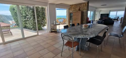 Hostal Mega Ocean Magoito - Guest House - Sintra