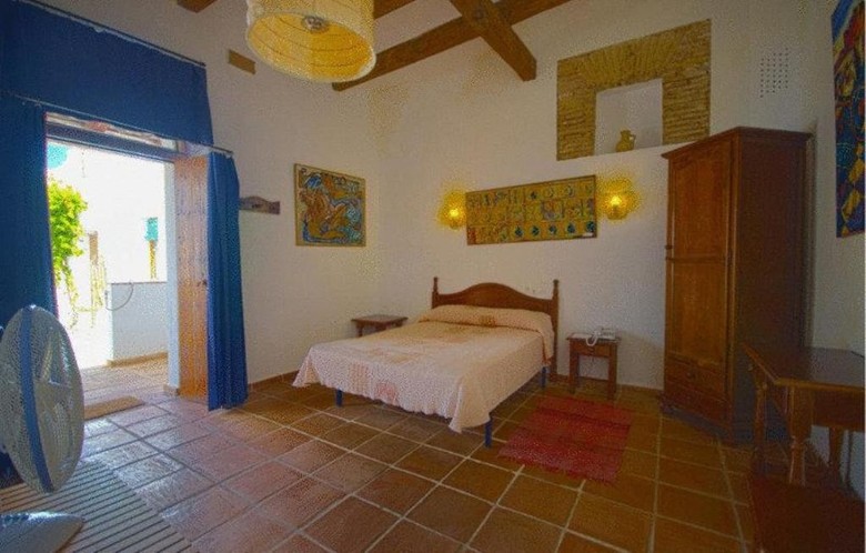 Hotel El Palomar De La Bre�a