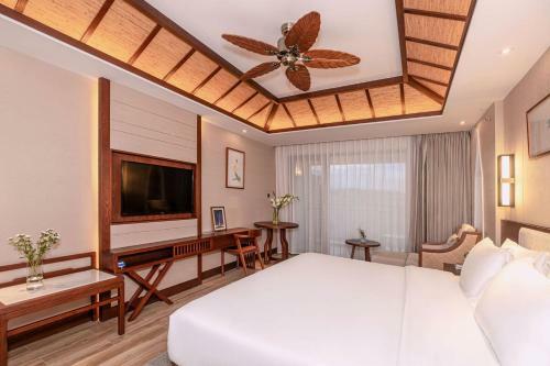 Laniakea Hot Spring Resort