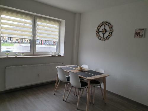 Flora Apartments