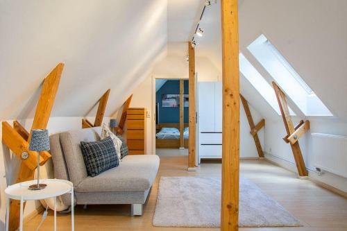 Ferienhaus-atelierhaus-gluecksburg-sandwig