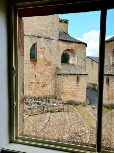 Chez Tata C�lestine