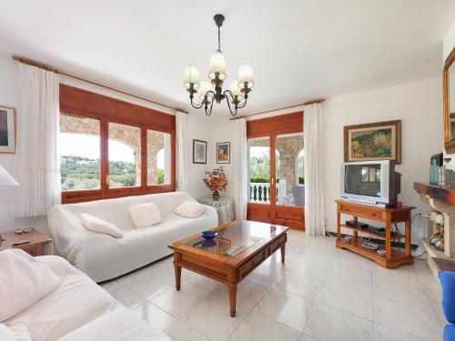 Villa Holiday Home Mas Vila 2