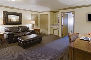 Hotel Americas Best Value Inn Hays