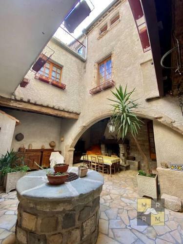 La Maison Du Puit Centre Village Terrasse Chemin�e