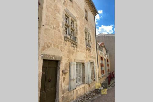 La Maison Du Puit Centre Village Terrasse Chemin�e
