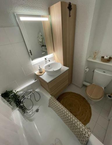 Apartamento Apt With Balcony-view And Private Swimming Pool