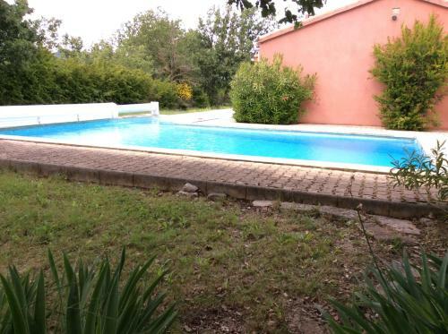 Villa Piscine Face Au Grand Luberon Cereste